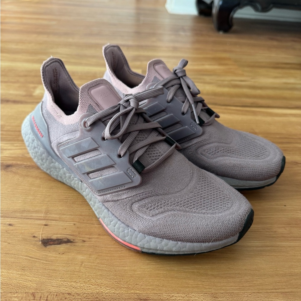 Adidas Ultraboost Sneakers 22 Legacy Purple Size 8.5